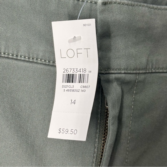 LOFT Green Ankle Cropped Pants - Picture 5 of 6